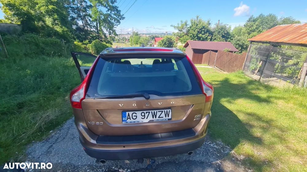 Volvo XC 60 D5 AWD A6 Basic - 5