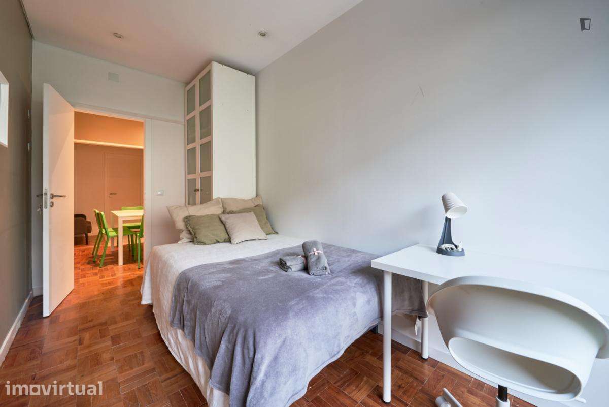 Quarto - localizado em Saldanha Lisbon - Grande imagem: 5/60