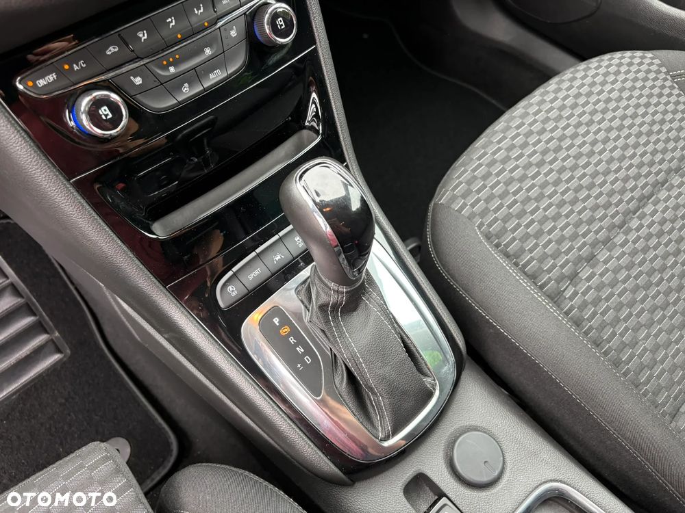 Opel Astra 1.4 Turbo Start/Stop Automatik Business - 24