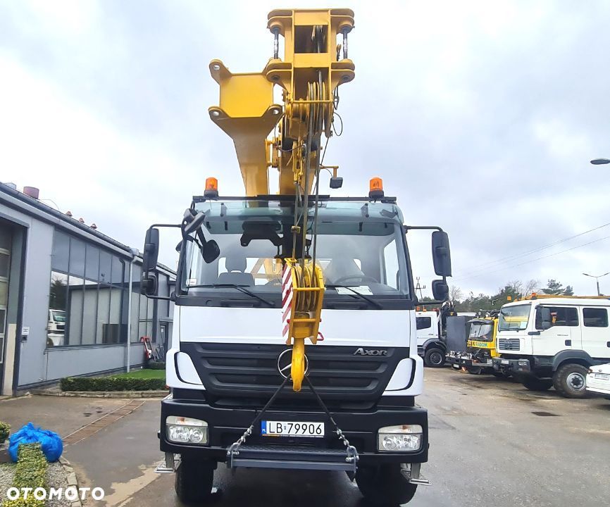 Mercedes-Benz 4X4 - 8