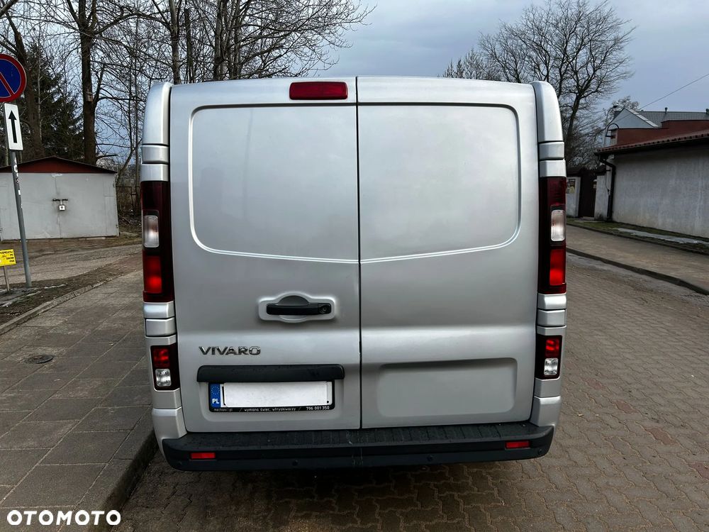 Opel Vivaro - 11