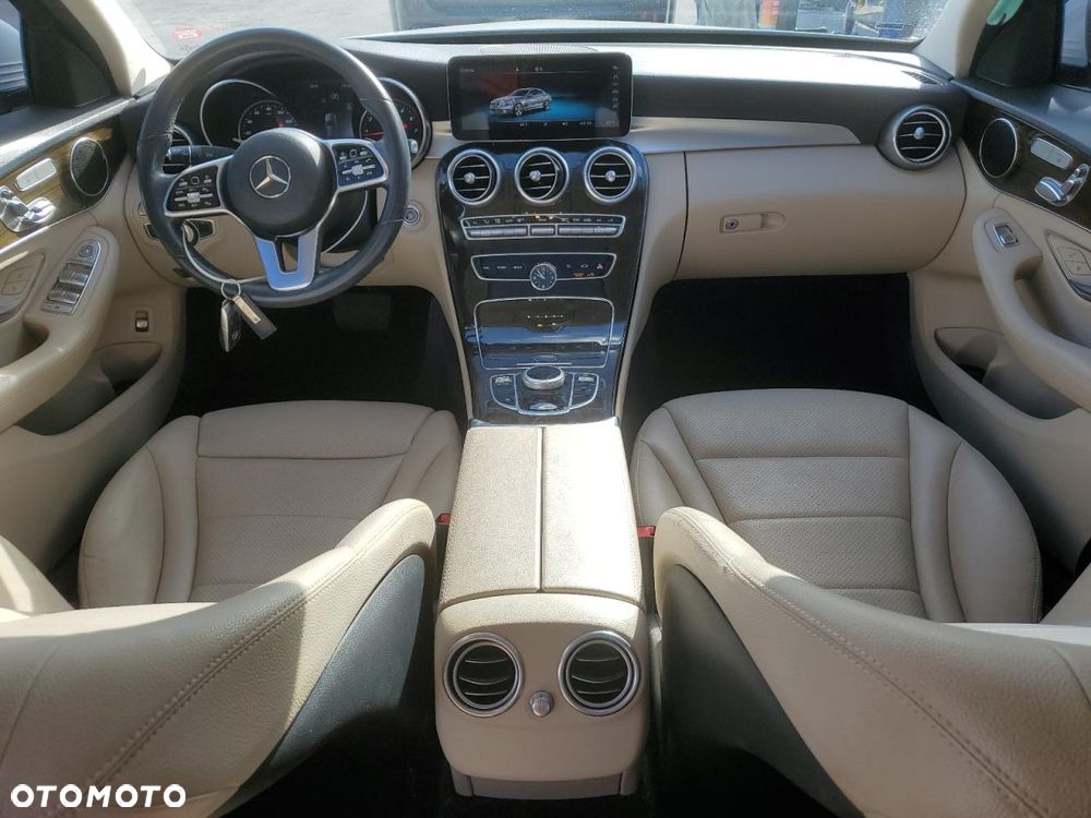 Mercedes-Benz Klasa C 300 9G-TRONIC Edition - 9