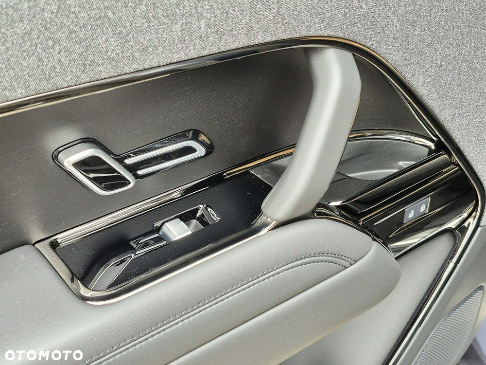 Land Rover Range Rover Sport - 25