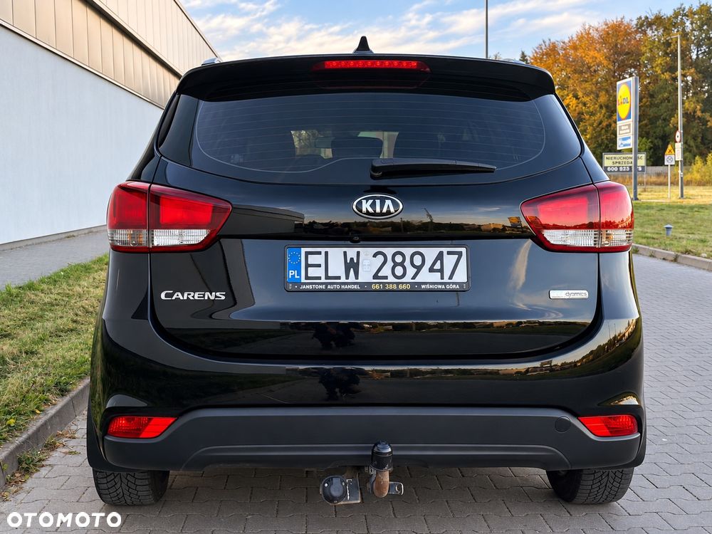 Kia Carens - 15