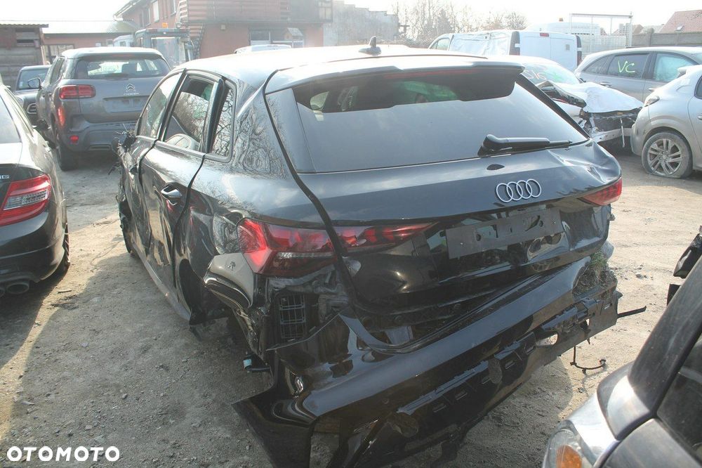 Audi A3 Sportback - 4