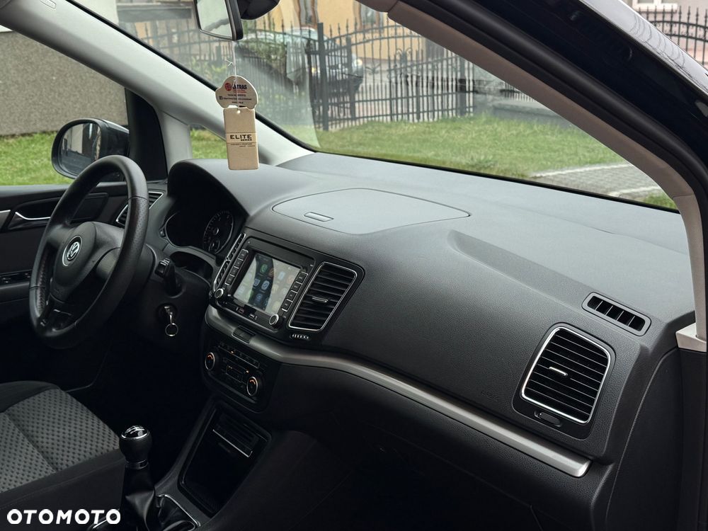 Volkswagen Sharan 2.0 TDI Blue Motion Style - 16