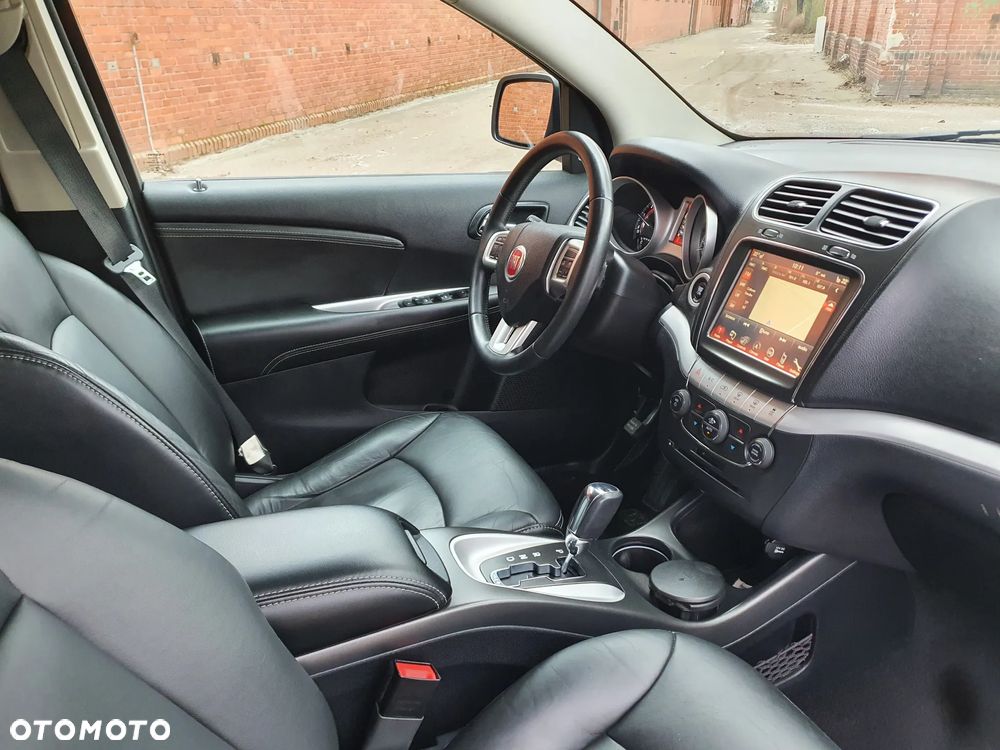 Fiat Freemont 2.0 Multijet 16V DPF Automatik Allrad Black Code - 10