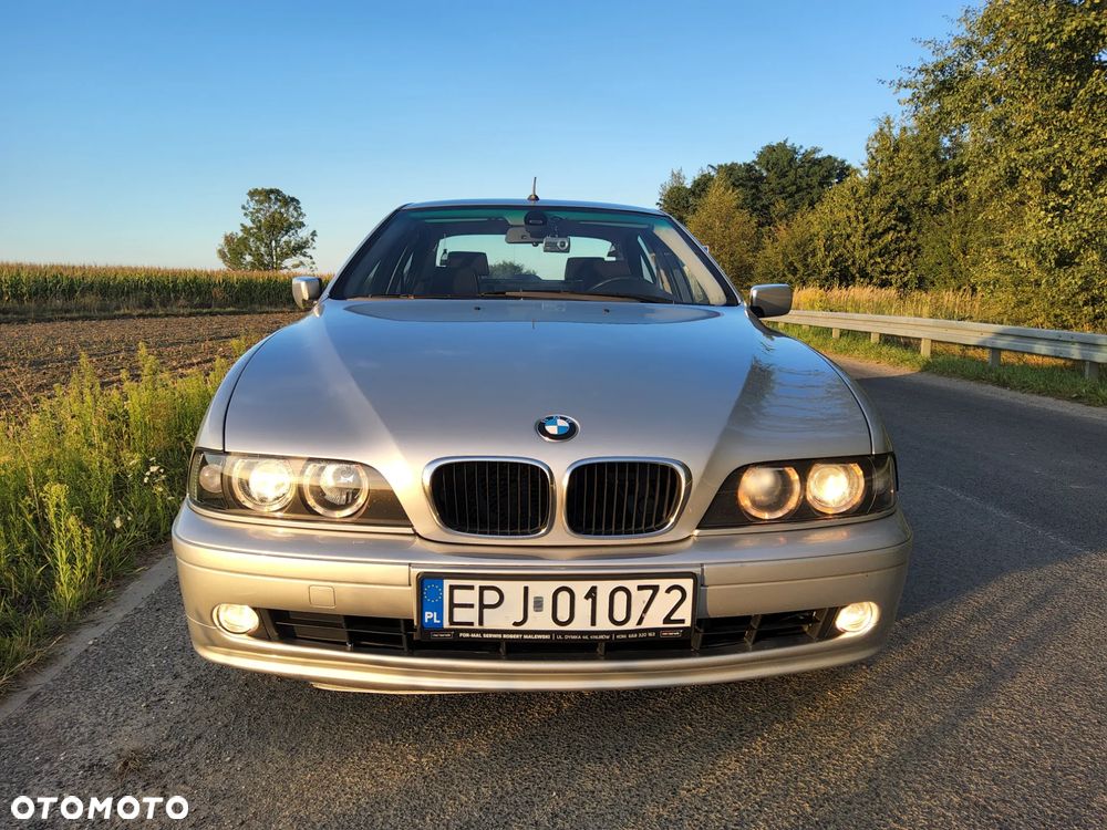 BMW Seria 5 520d - 5