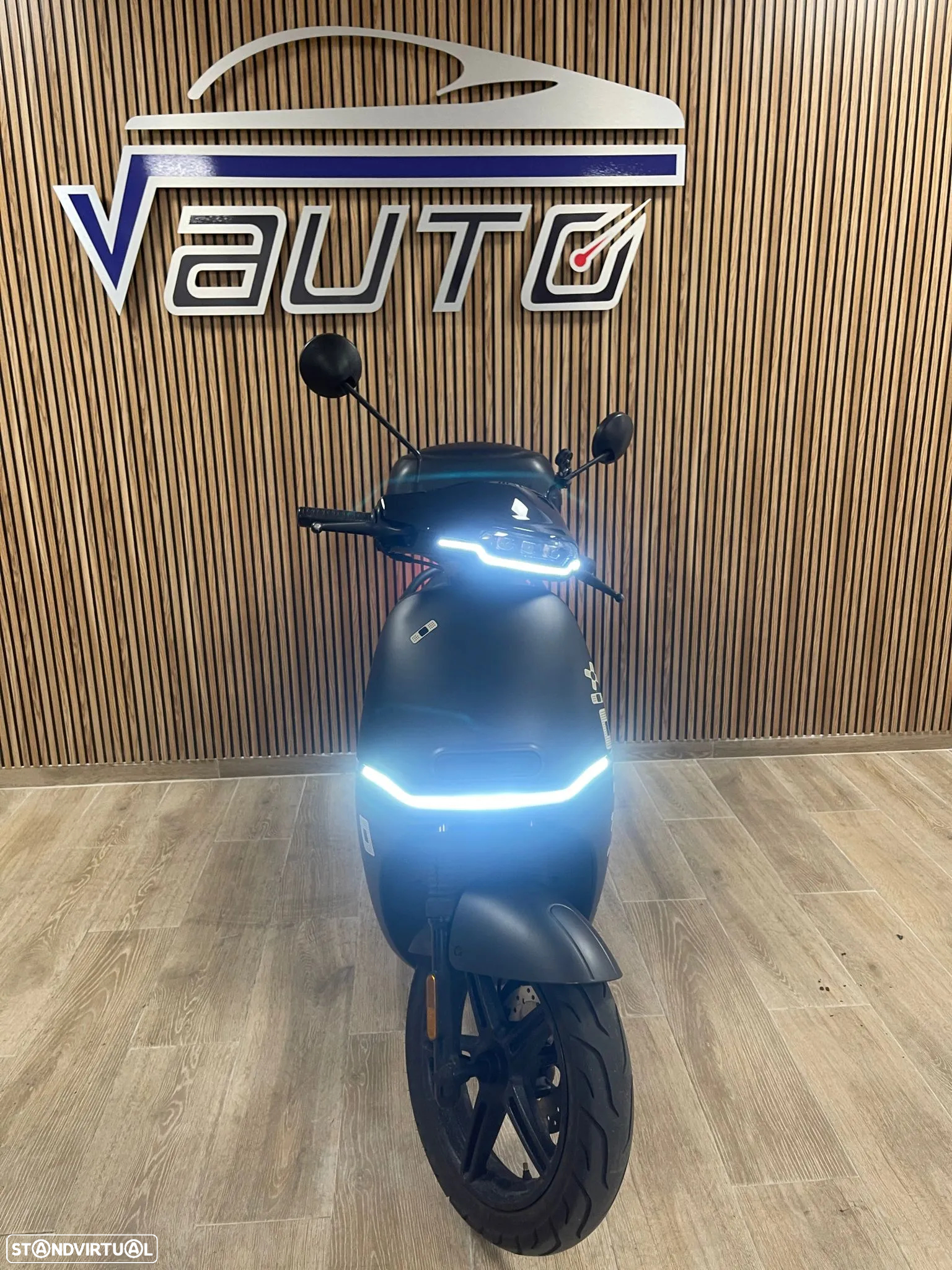 Horwin EK1 100% elettrica - 6