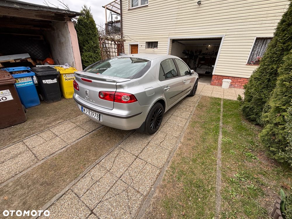 Renault Laguna 2.2 dCi Confort Expression - 3