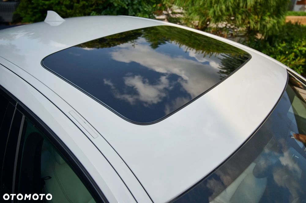 BMW Seria 5 535i - 8