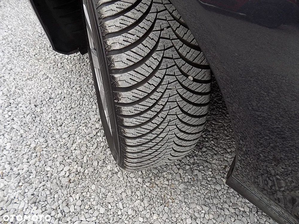 Mercedes-Benz Klasa C 200 CDI DPF (BlueEFFICIENCY) - 22