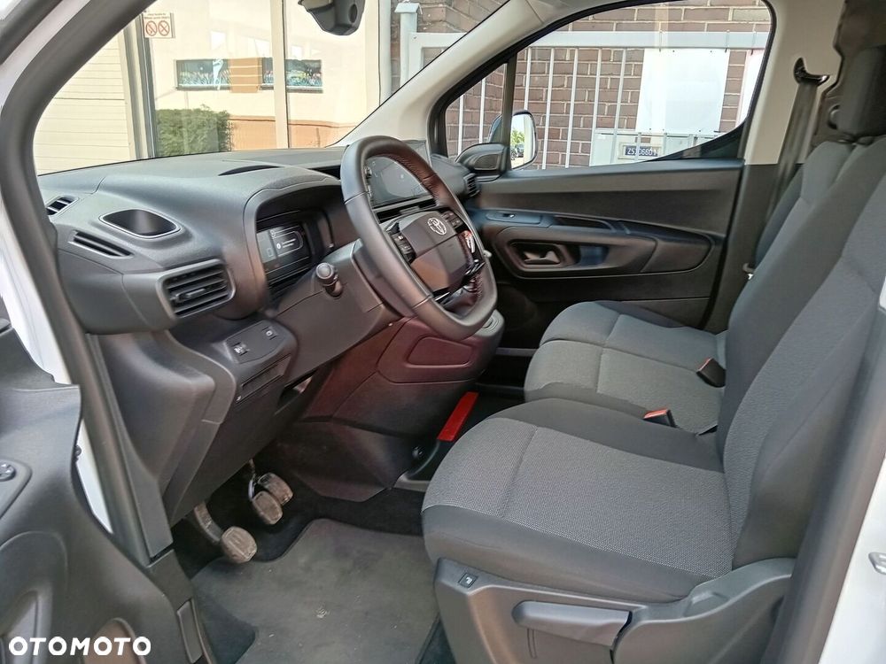Toyota PROACE CITY - 11