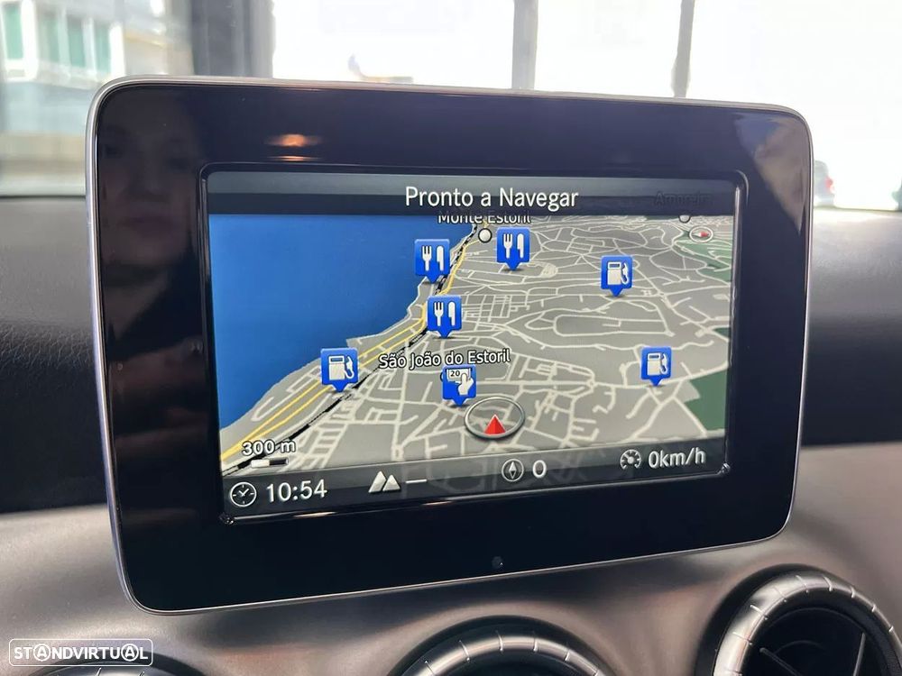 Mercedes-Benz CLA 180 d Shooting Brake Urban - 12