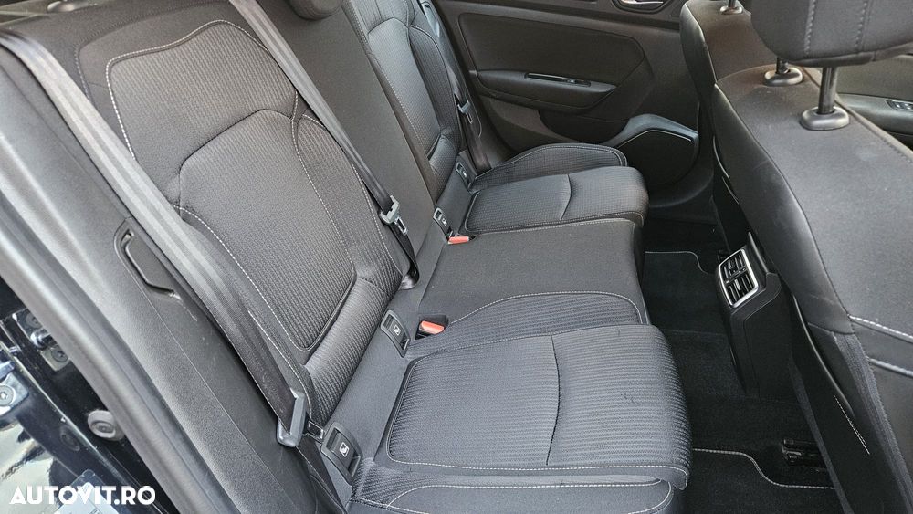 Renault Megane ENERGY TCe 115 Start & Stopp Paris Business - 18