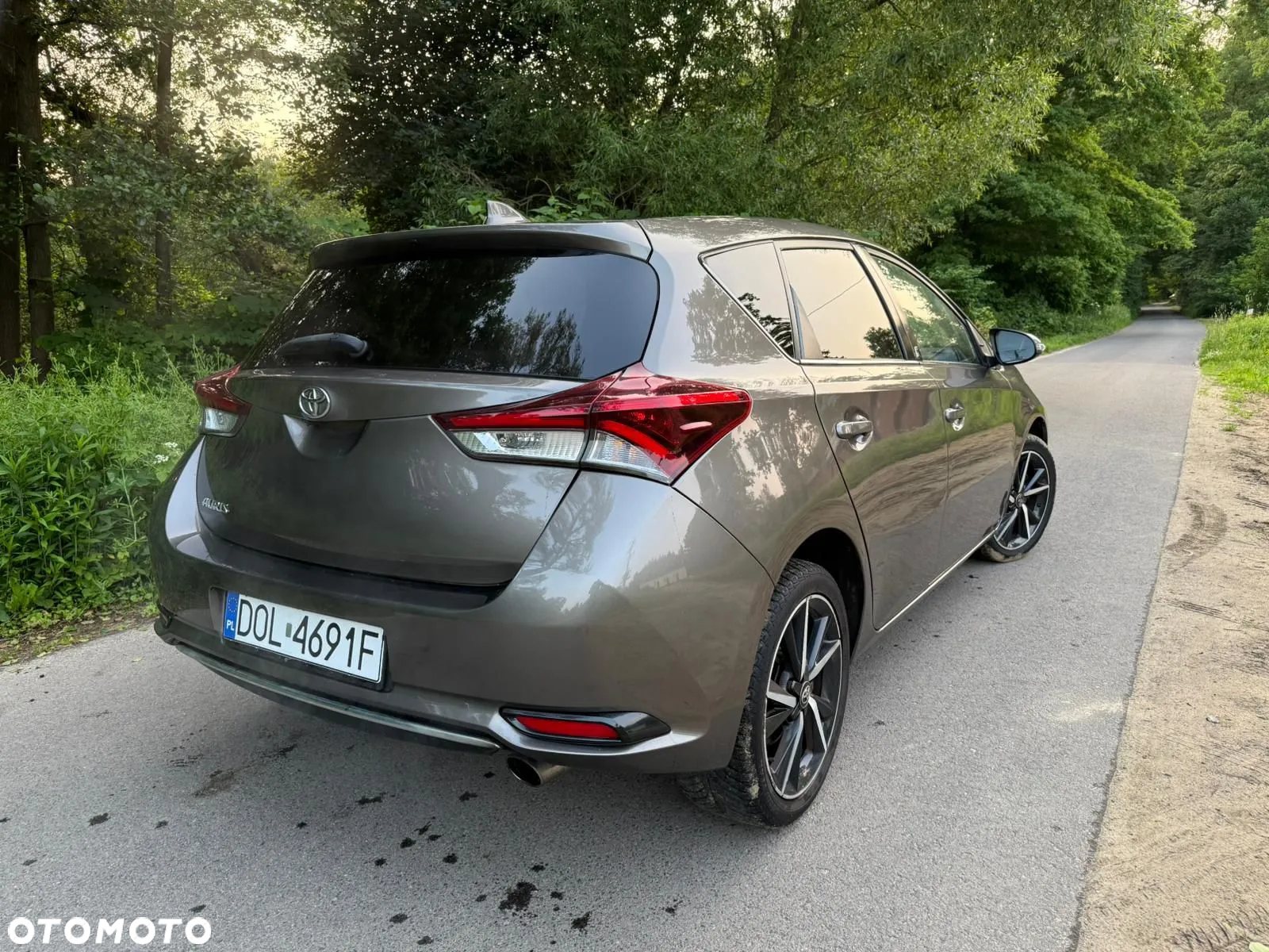 Toyota Auris 1.2 T Premium MS - 9