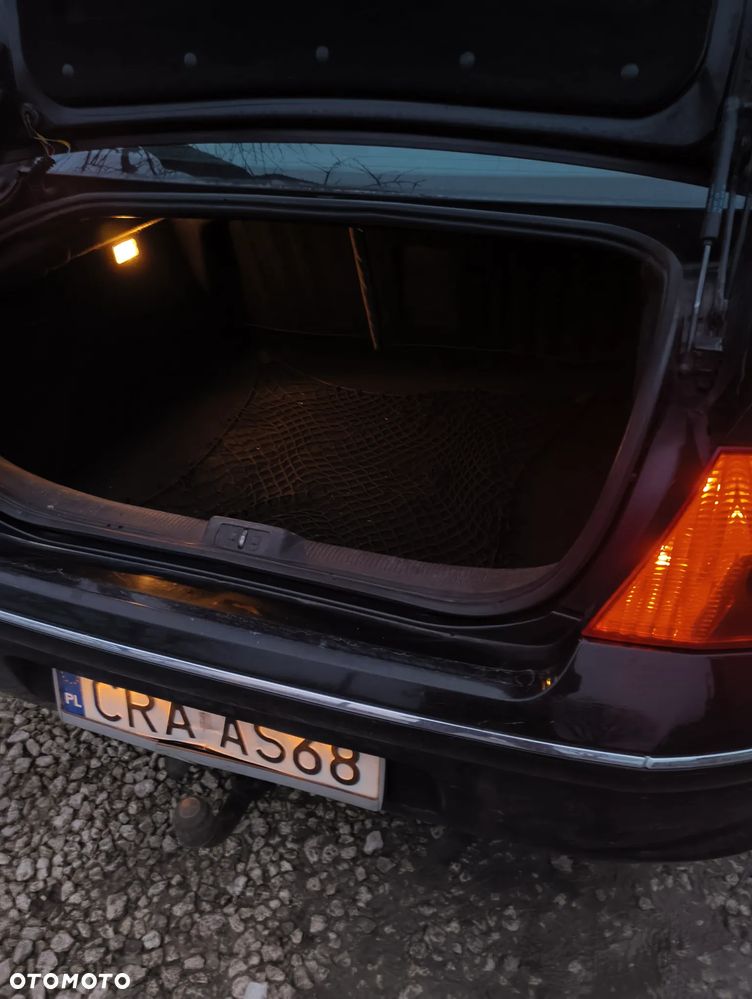 Peugeot 407 - 5