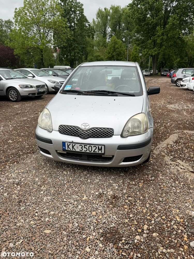 Toyota Yaris - 7