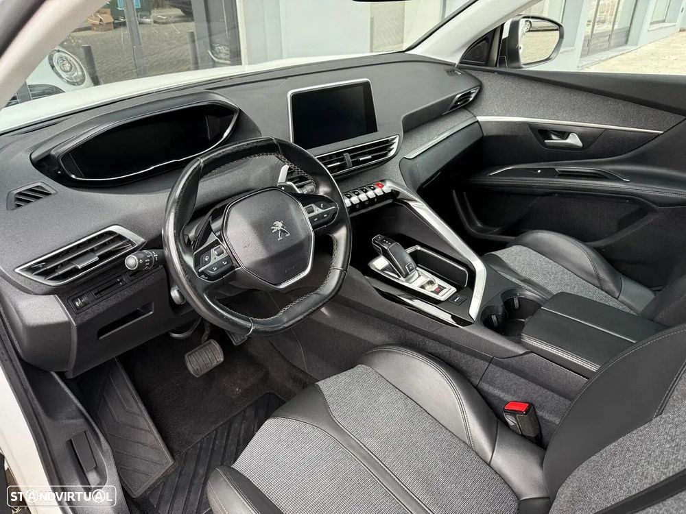 Peugeot 5008 1.5 BlueHDi Allure EAT8 - 15