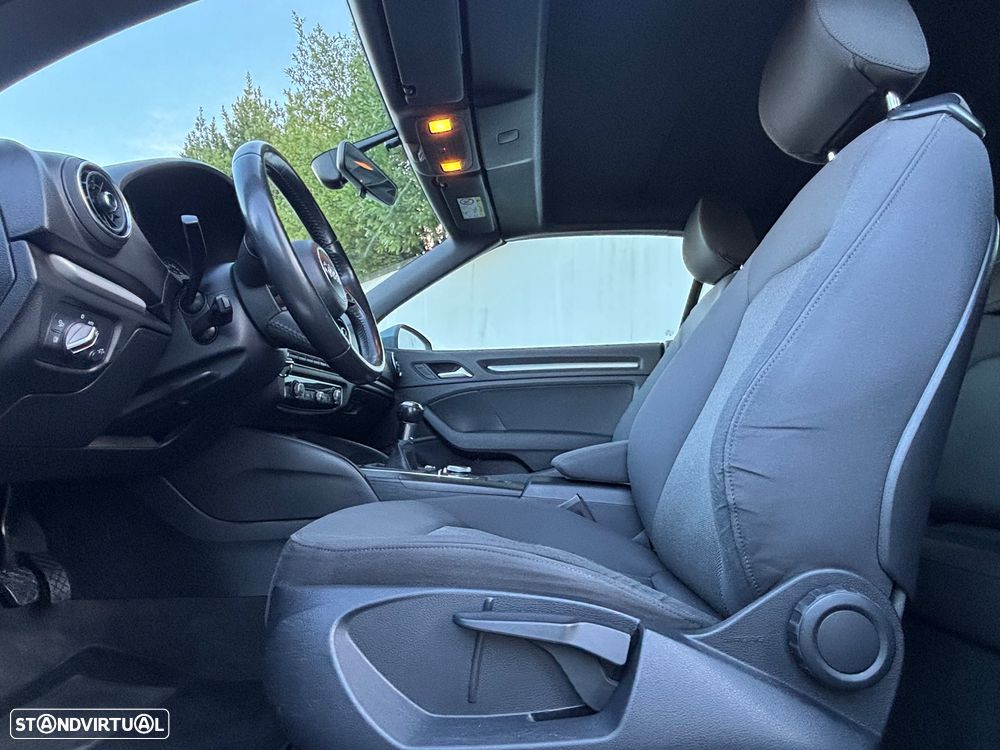 Audi A3 Cabrio 1.6 TDi Sport - 10