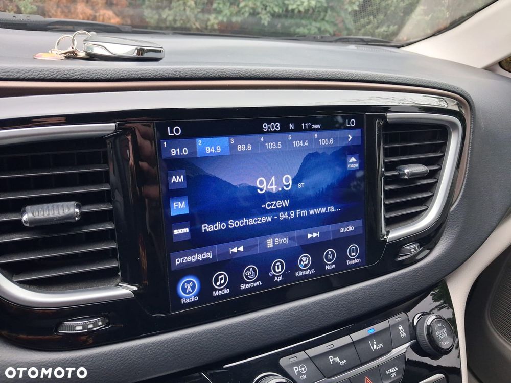 Chrysler Pacifica - 14