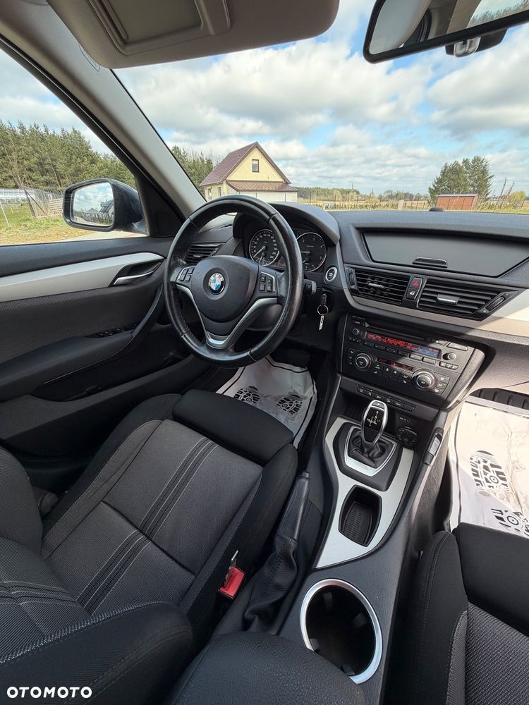 BMW X1 xDrive18d - 16
