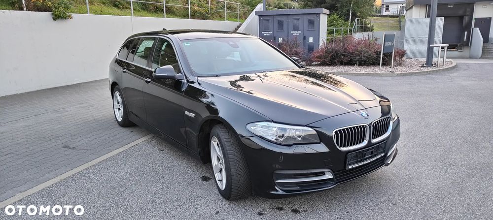 BMW Seria 5 525d Luxury Line - 1