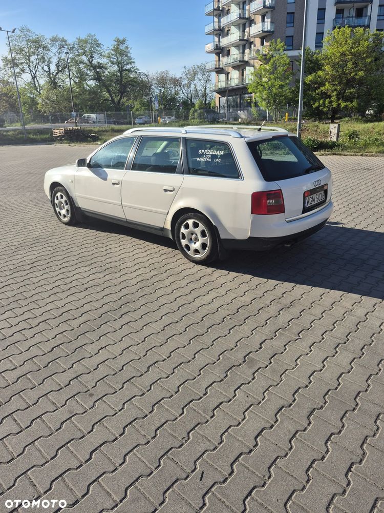 Audi A6 Avant - 18