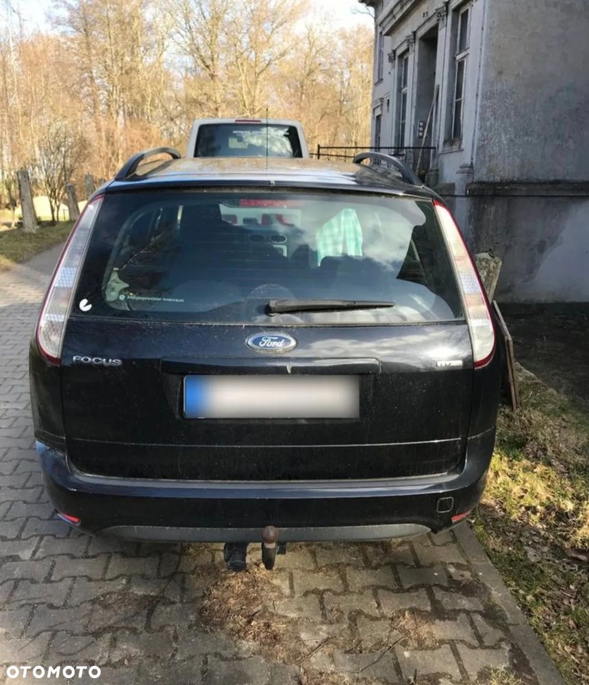 Ford Focus 1.6 TDCi Ghia - 11