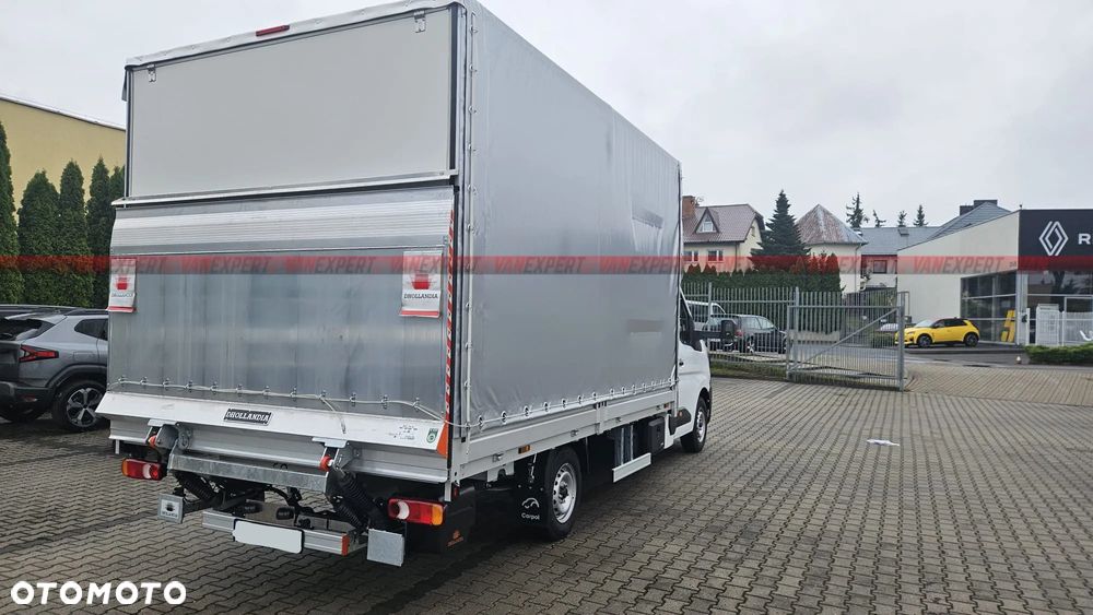 Renault MASTER Tylne Spanie Międzynarodówka - 12