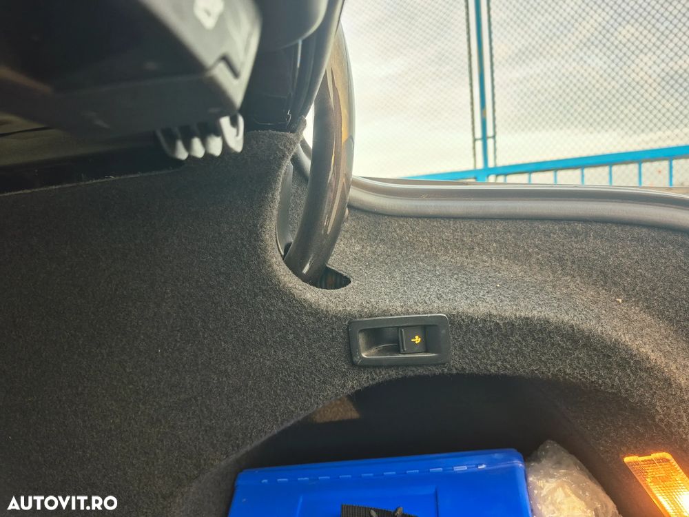 Volkswagen Passat CC 2.0 TDI DPF DSG - 26