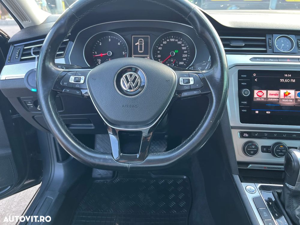 Volkswagen Passat 2.0 TDI SCR 4Motion DSG Highline - 7