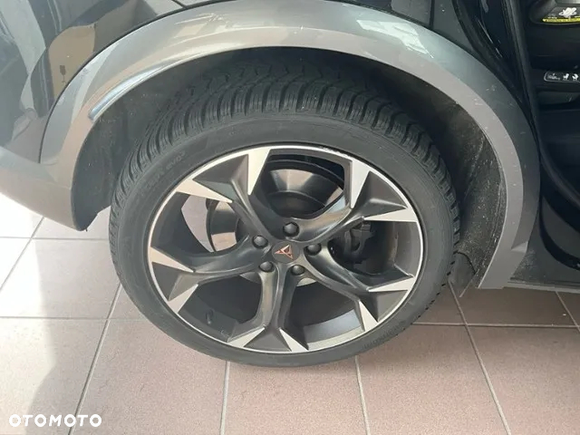 Cupra Formentor VZ 2.0 TSI 4Drive DSG Tribe Edition - 8