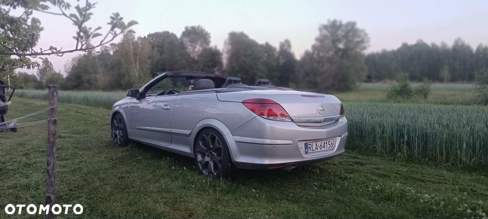 Opel Astra 1.9 CDTI Cosmo - 6