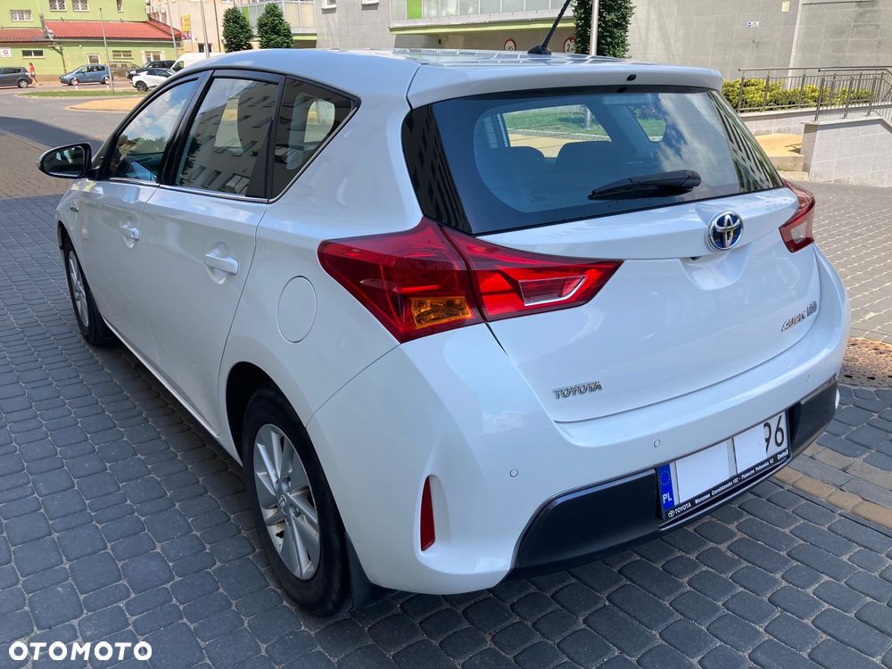 Toyota Auris - 4