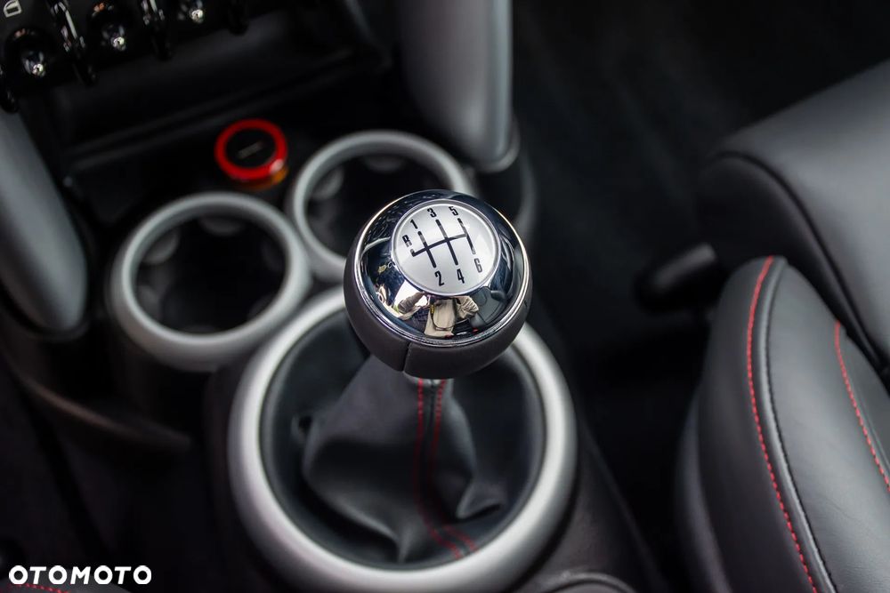 MINI John Cooper Works - 26