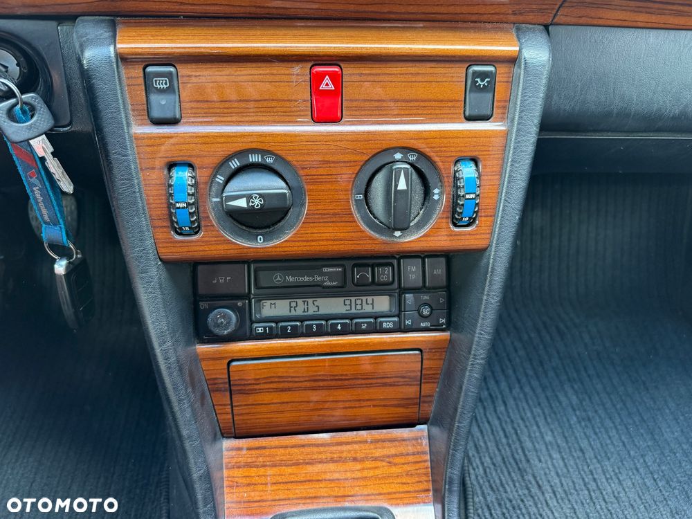 Mercedes-Benz W124 (1984-1993) - 17