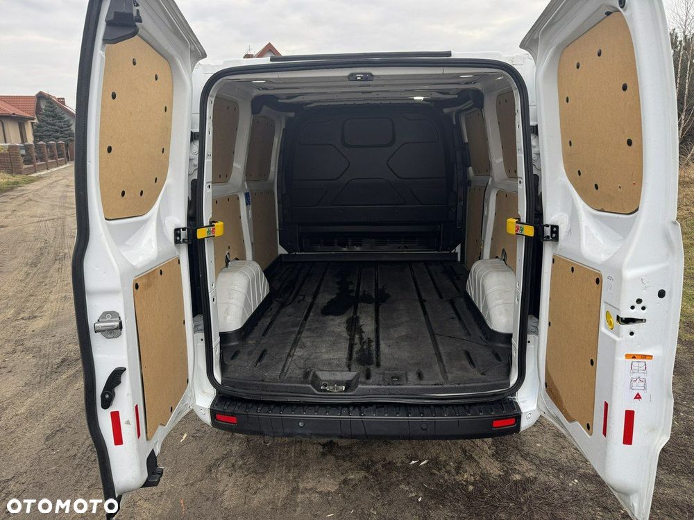 Ford Transit Custom - 9