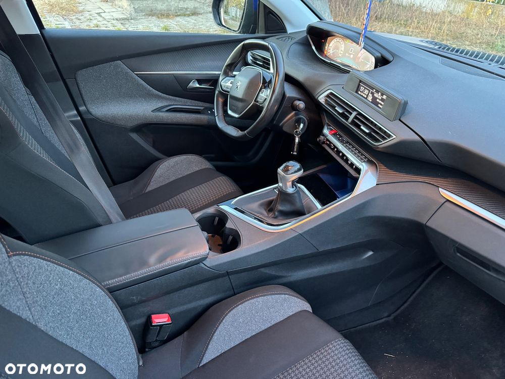 Peugeot 3008 - 9