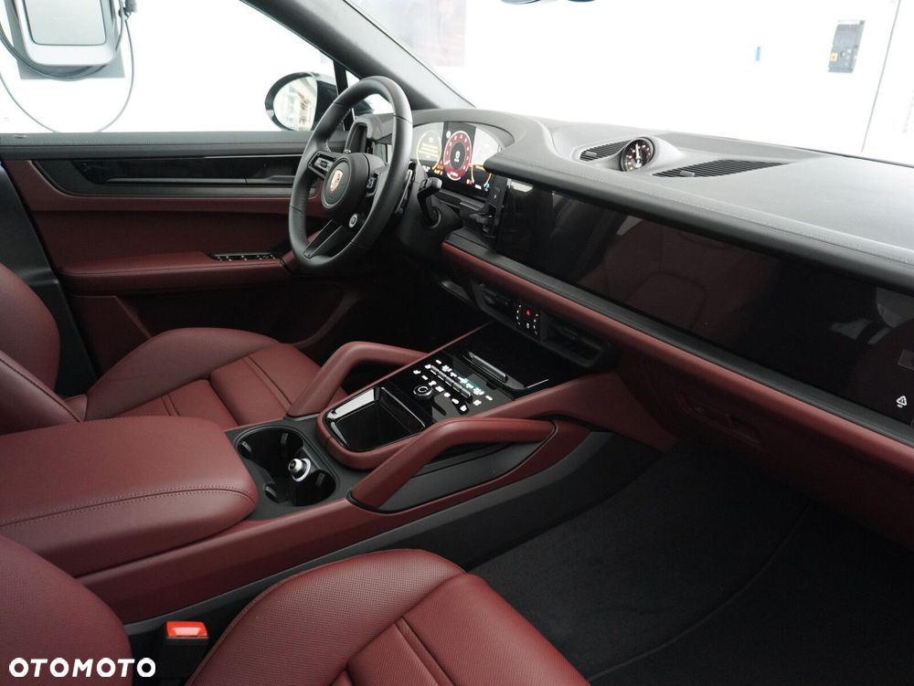Porsche Cayenne Black Edition - 30