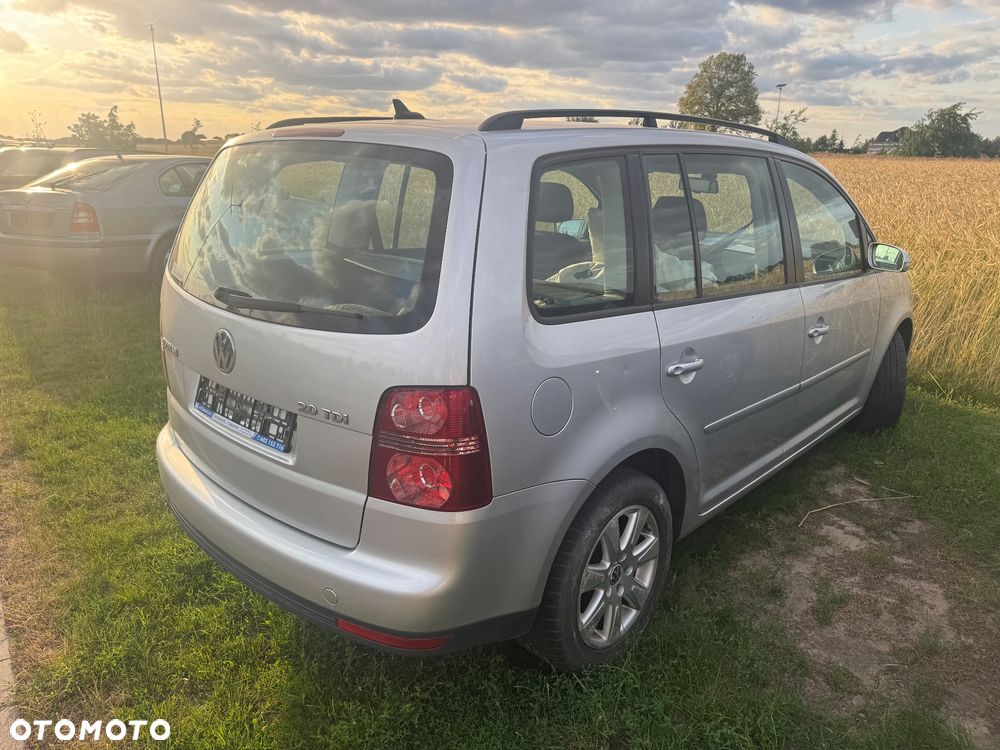 Volkswagen Touran 2.0 TDI United - 4