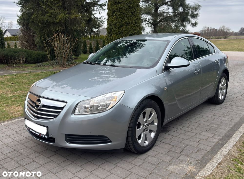 Opel Insignia - 1