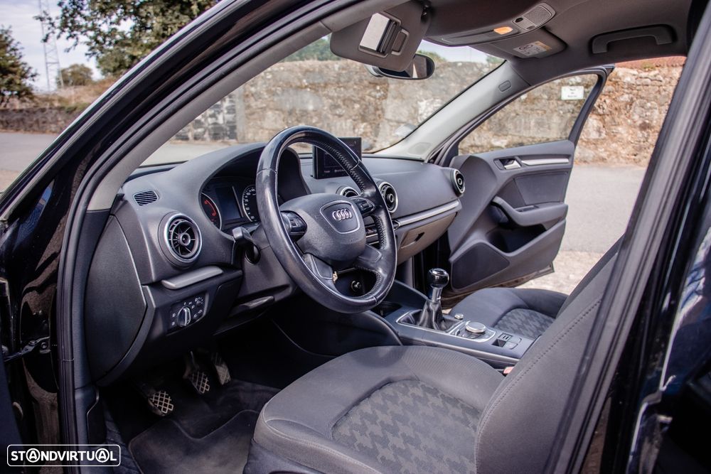 Audi A3 Sportback - 9