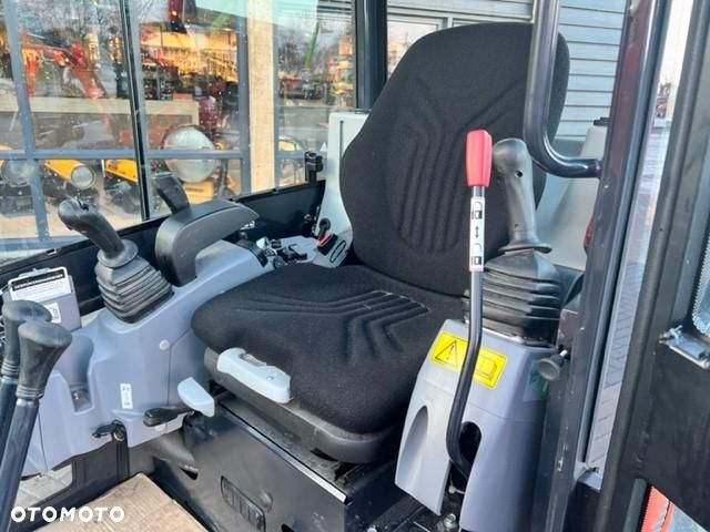 Kubota KX019-4 Z przyczepą ROKU 2021 ,Akcesoria 3 łyżki - 5