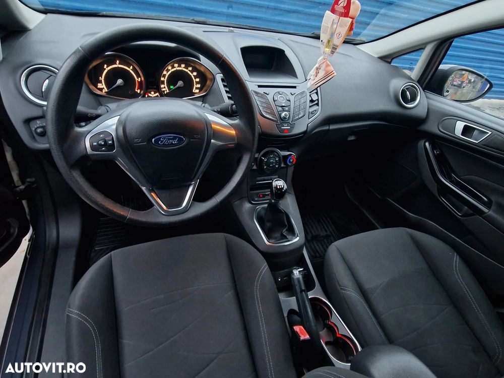 Ford Fiesta - 11