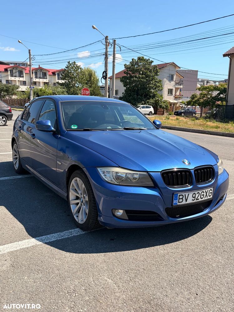 BMW Seria 3 318d - 3