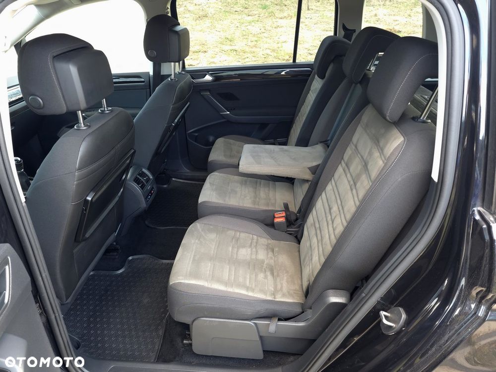 Volkswagen Touran 2.0 TDI BMT Highline - 10