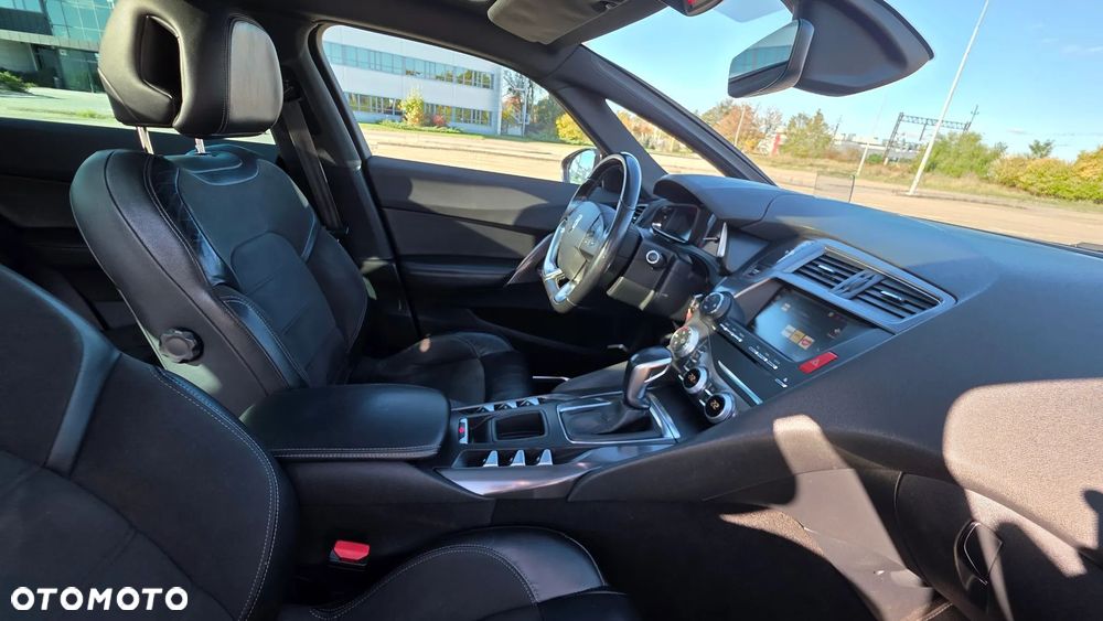 Citroën DS5 1.6 THP SoChic S&S EAT6 - 9