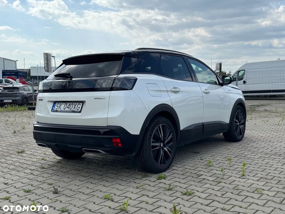 Peugeot 3008 1.6 PureTech HYbrid4 GT Line S&S EAT8 - 6