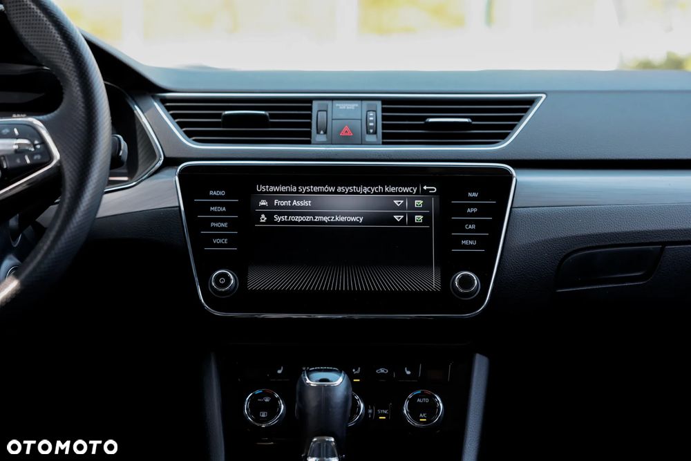 Skoda Superb 2.0 TSI Style DSG - 21
